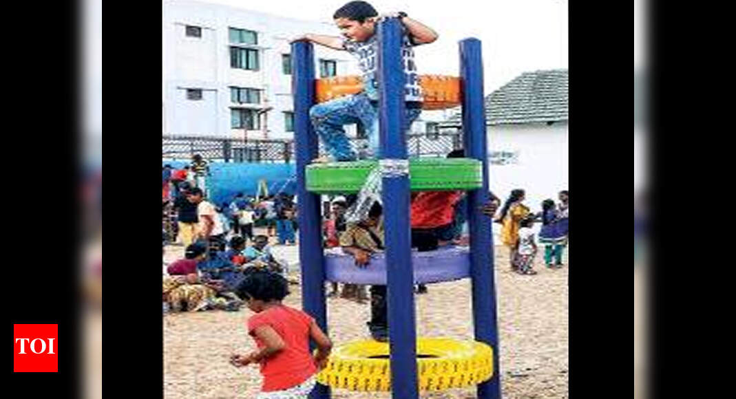 Kids Play With Broken Swings Where kids play with damaged slides