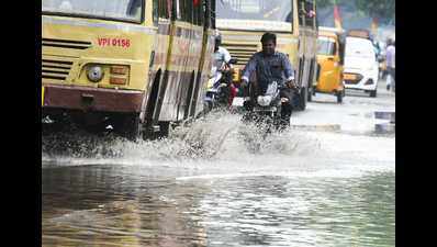 Chennai, several other parts of Tamil Nadu receive rain; holiday declared for schools in some districts