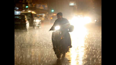 Rain lashes most regions across Tamil Nadu