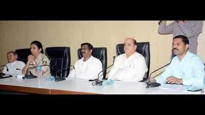Kannada forums: Invite CM for Rajyotsava fete