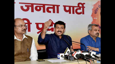 Delhi: Manoj Tiwari slams Arvind Kejriwal for not cutting VAT on fuel