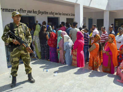 J&K civic polls: 6% turnout in first 6 hours of voting in Valley