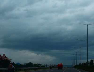Cylcone Titli: Storm may hit Odisha, coastal Andhra Pradesh; heavy rains expected