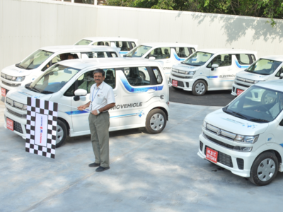Maruti Suzuki flags-off electric vehicles for field testing