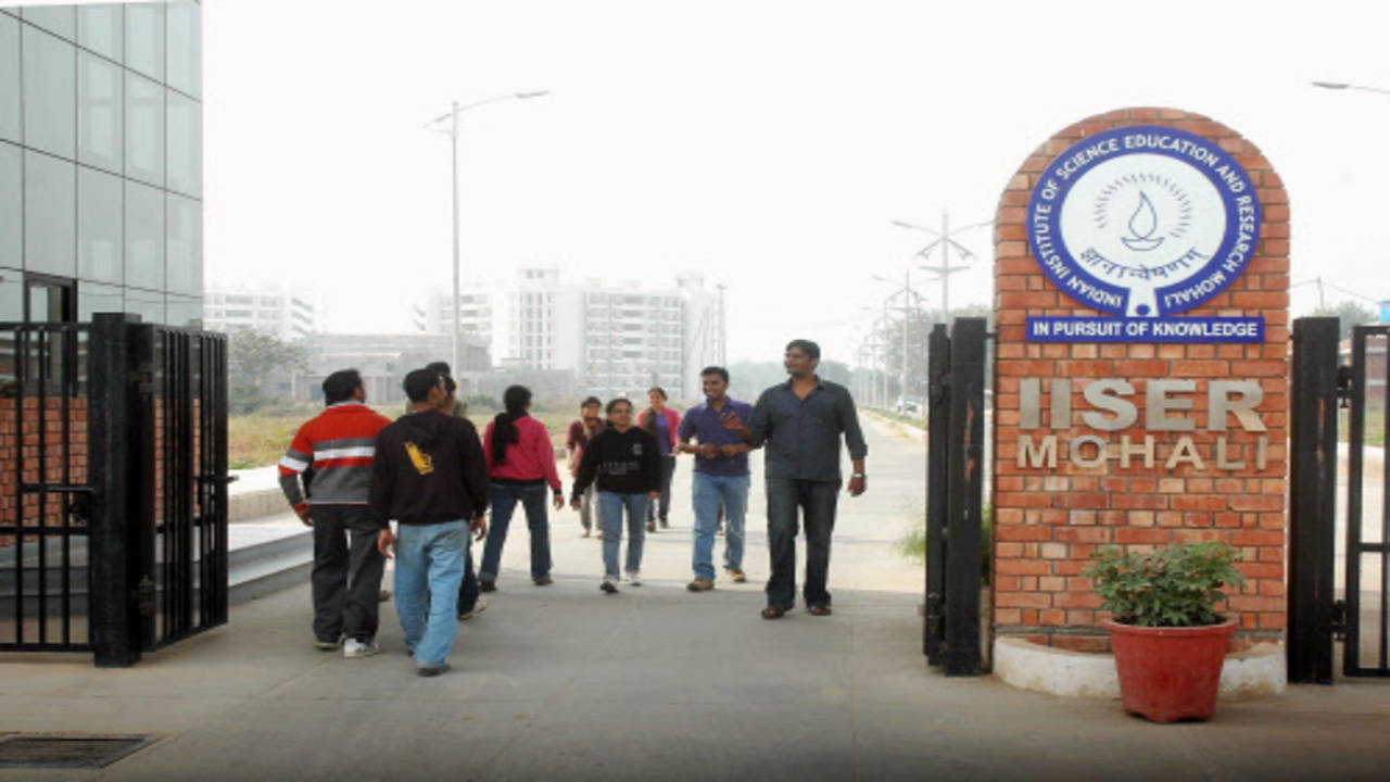 Physics Lab , IISER MOHALI INDIA - Stargazers Lounge