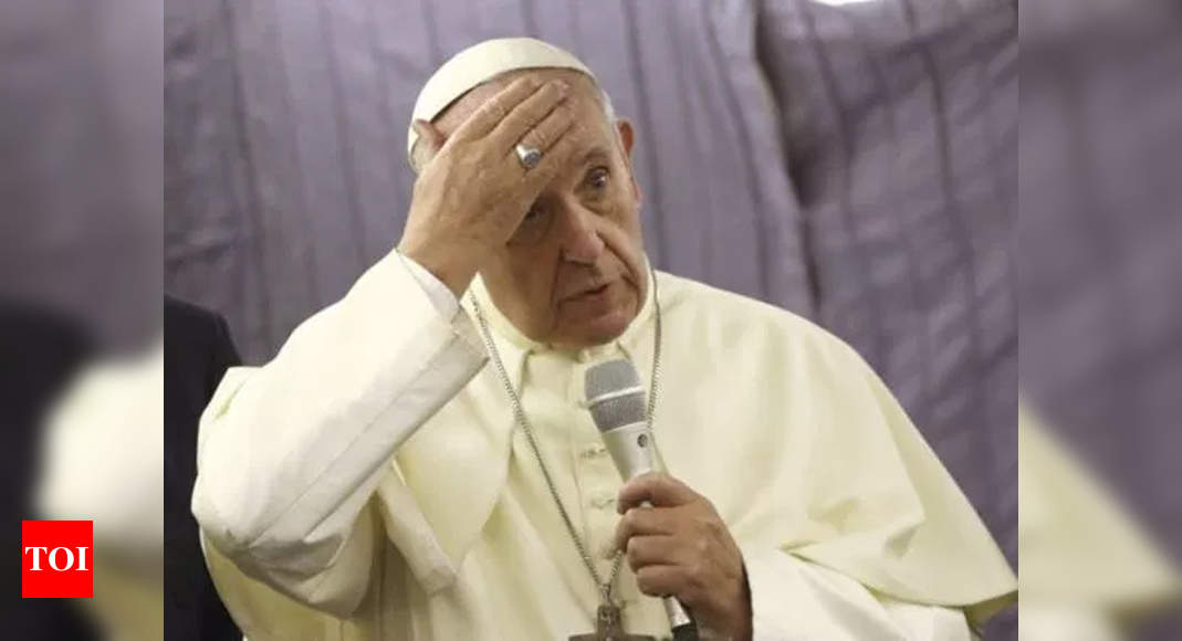 Pope Compares Having An Abortion To 'hiring A Hit Man' - Times Of India