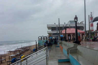 Cyclone Titli: Centre rushes 1,000 NDRF personnel to Odisha, Andhra, Bengal