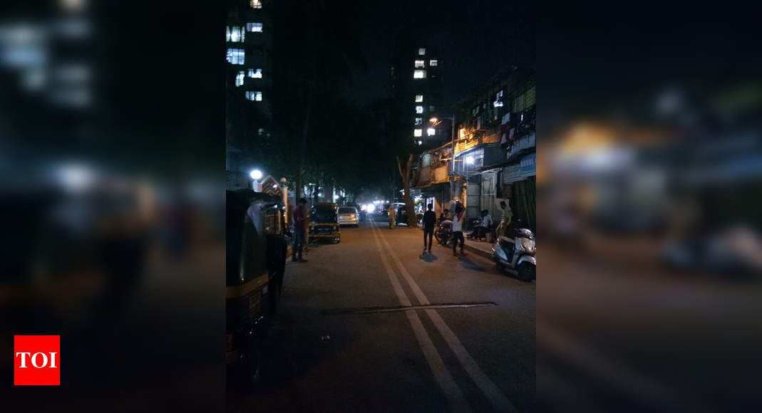 Pestom Sagar Rd 4, Chembur - Street Lighting - Times of India