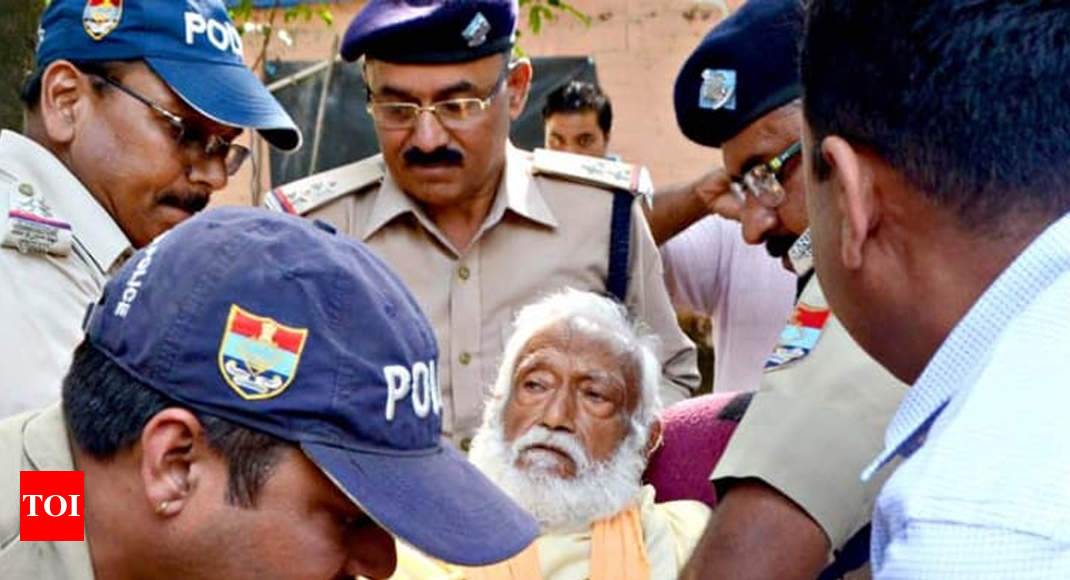 On fast since June 22 to save Ganga, Professor GD Agarwal dies at 87 - Times of India