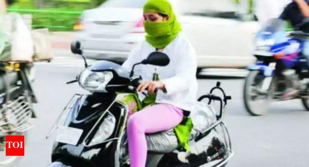 Chandigarh dilutes helmet rule for Sikh women, experts fret India