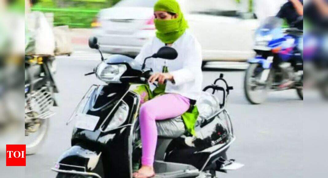 Chandigarh dilutes helmet rule for Sikh women, experts fret India