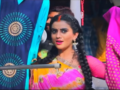 Bhojpuri actress Akshara Singh comes out with a new song ‘Shingar Hoi Naihar Me’