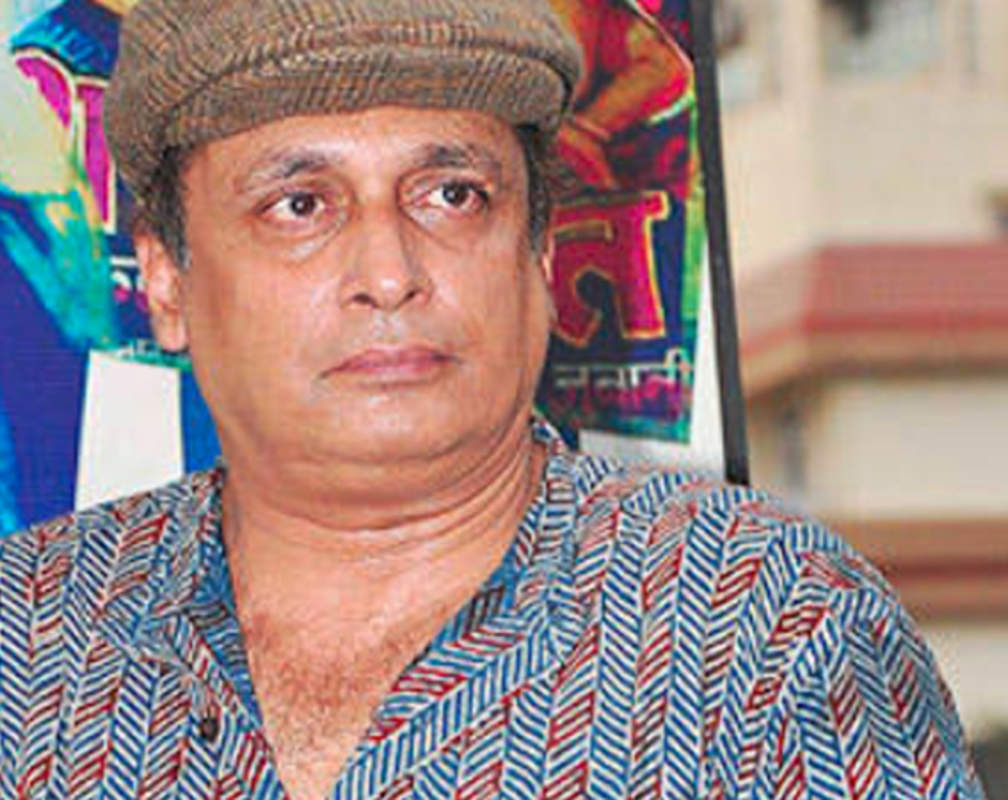 
Piyush Mishra accused of inappropriate behaviour, issues apology
