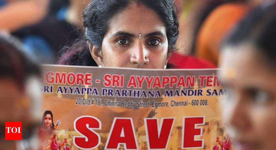 Lord Ayyappa's female devotees take vow to abide by tradition - Times of India
