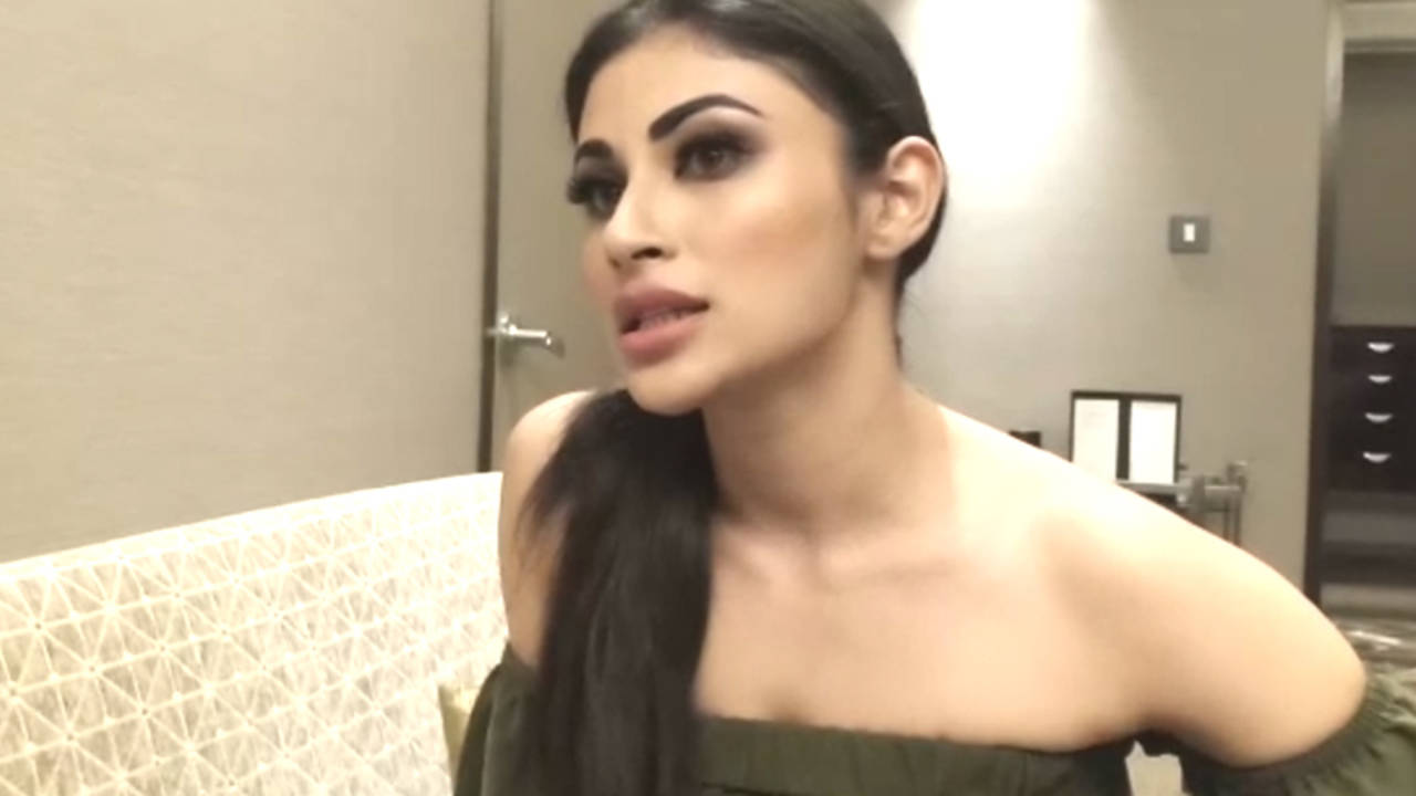 Anushkasen Hd Xnx - Mouni Roy talks about article 377 at the BTFW | Lifestyle - Times of India  Videos