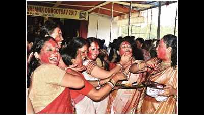 Mumbai pandals embrace an inclusive Sindoor Khela this year