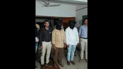 Fake taxmen extort Rs 5 lakh from realtor in Ahmedabad