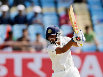 There is a bit of Tendulkar, Sehwag and Lara in Prithvi, says Shastri