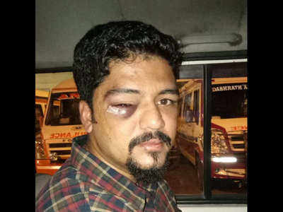 Gang of 6 attacks TV journo near his home in Mumbai