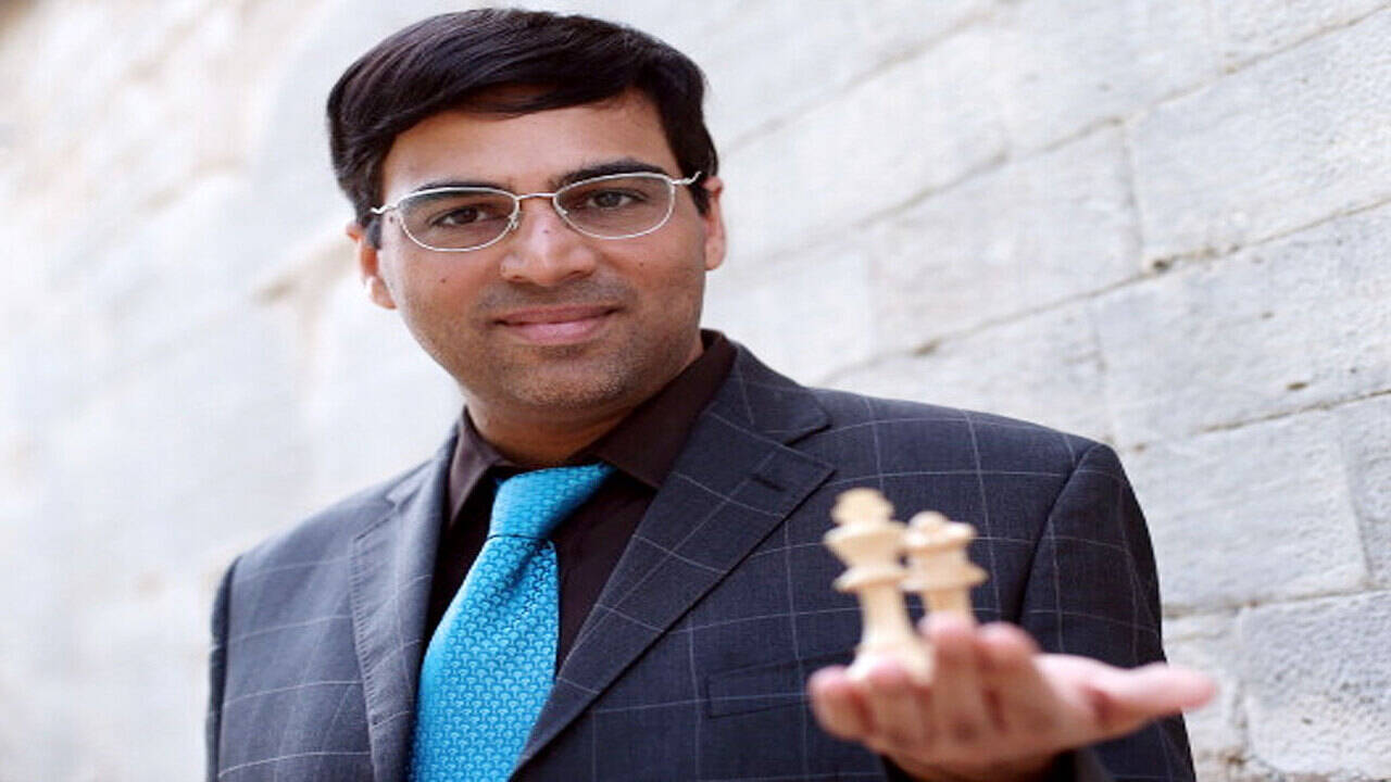 Defending World champion Viswanathan Anand, from India, contemplates his  next move during the eighth game of the Chess World Championship between  him and Russia's Vladimir Kramnik in the Art and Exhibition Hall