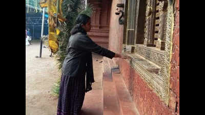 Kerala: Woman devotee faces threat after she said she would visit Sabarimala