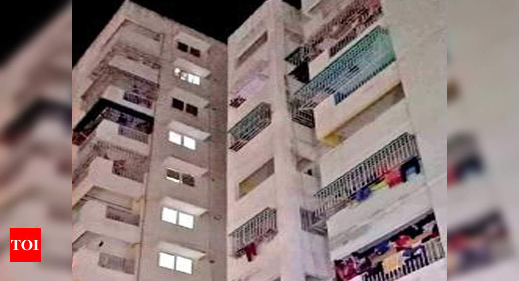 Woman jumps off 11th floor after tiff, dies Lucknow News Times of India