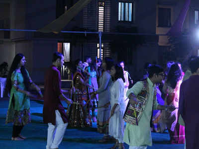 IIM Raipur celebrates Dandiya Night with fervour