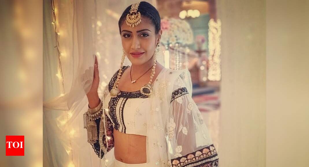 Ishqbaaz completes 650 episodes; Surbhi Chandana shares her ...