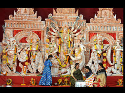 Festival with a purpose - Durga Puja pandals reach out for social causes |  Mumbai News - Times of India