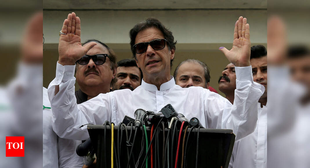 49 Pakistani government vehicles up for sale at 2nd auction to raise