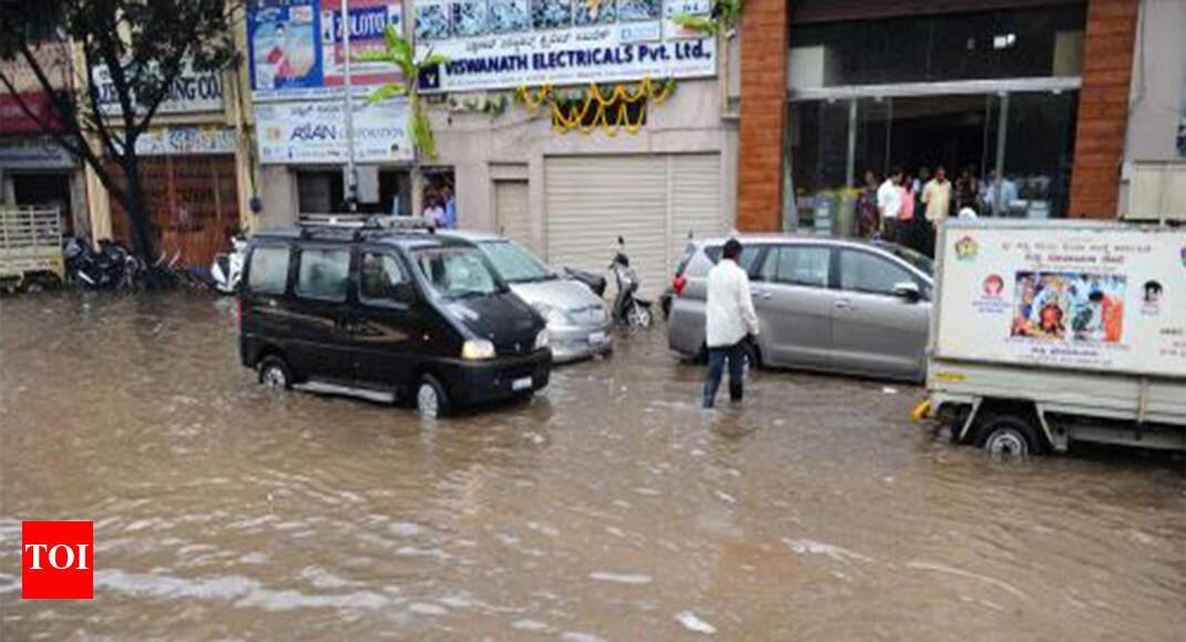 Bangalore Rain Roads Flooded Motoristas 4 5cm Rainfall Lashes Bengaluru Bengaluru News Times Of India Bangalore Rain Roads Flooded Motoristas 4 5cm Rainfall Lashes Bengaluru Bengaluru News Times Of India