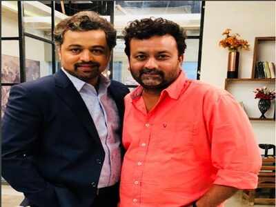Photo: Subodh Bhave poses with his first director and a dear friend Mandar Devasthali
