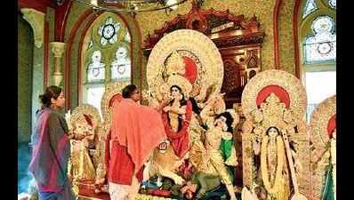 Durga Puja lends Kolkata flavour to UK diaspora