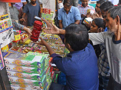 No complete ban on firecrackers: SC