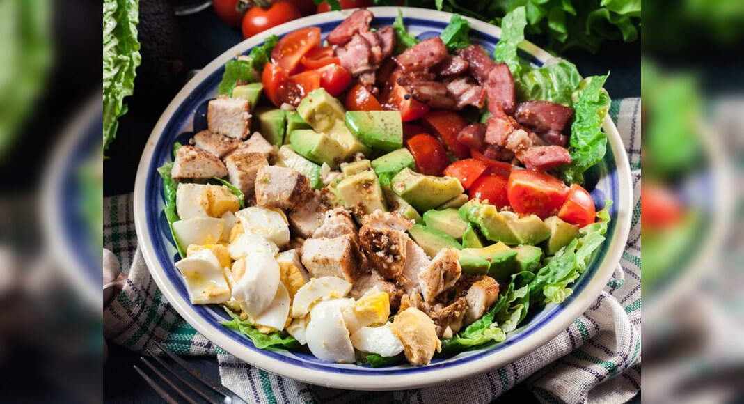 10 popular salads from different countries that should be part of your diet