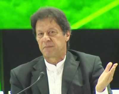 I'll once again extend hand of friendship to India after 2019 elections: Imran Khan