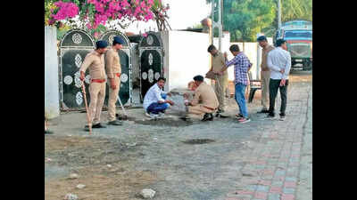 Six killed as political rivalry turns bloody near Mundra