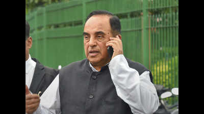 Subramanian Swamy attends university event