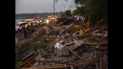 NIT finally demolishes Futala waterfront shops | Nagpur News ...