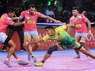Pro Kabaddi: Patna Pirates beat Jaipur Pink Panthers 41-30 | Pro-Kabaddi-League News - Times of India
