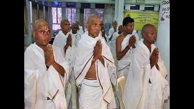 54 non-brahmins clear tests to become priests