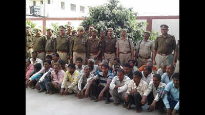 UP: Kasganj, Farrukhabad police nab 127 men in 48 hours ahead of festival month