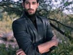 Aashim Gulati's pictures