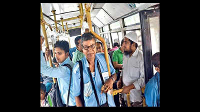 Strike adds 20-minute wait time to Kolkata’s non-peak-hour commute