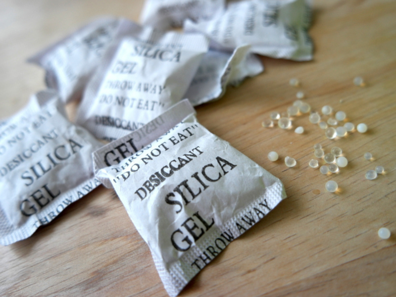 What happens if you accidentally EAT a silica gel packet? We tell you