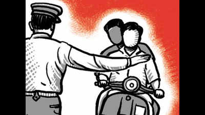 '40 traffic violations in four minutes at Pondy junction'