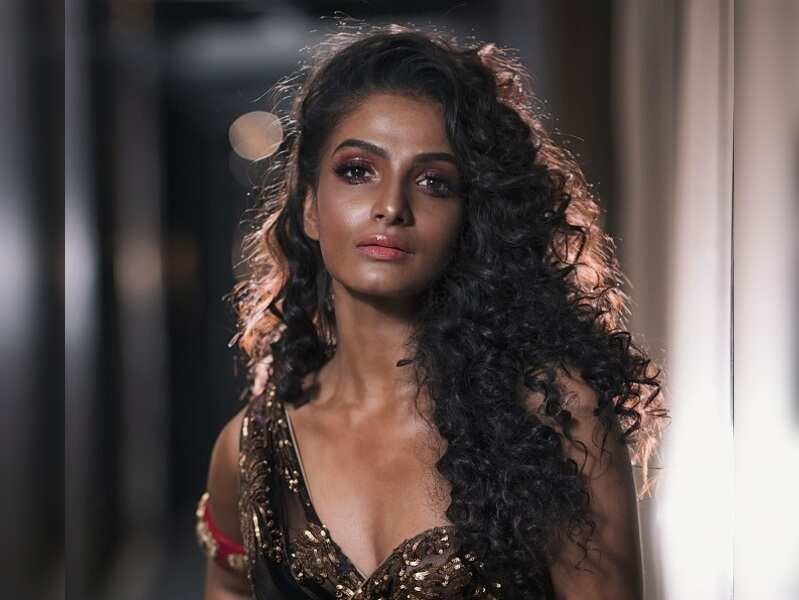 People Consider Fair skinned Women To Be Beautiful And That Notion