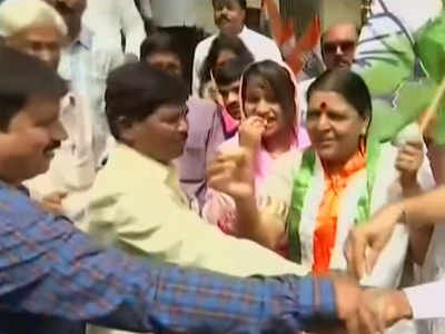 Karnataka bypolls 2018: JD(S)-Congress alliance wins two LS seats, BJP holds Shimoga