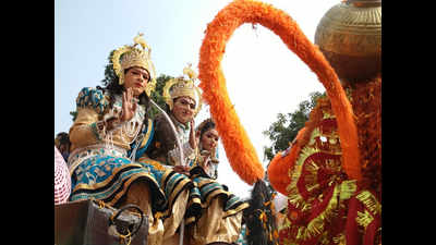 Ayodhya out on streets as Shobha Yatra taken out on Diwali