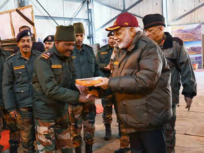PM Modi offers prayers at Kedarnath, meets Army jawans at Harsil